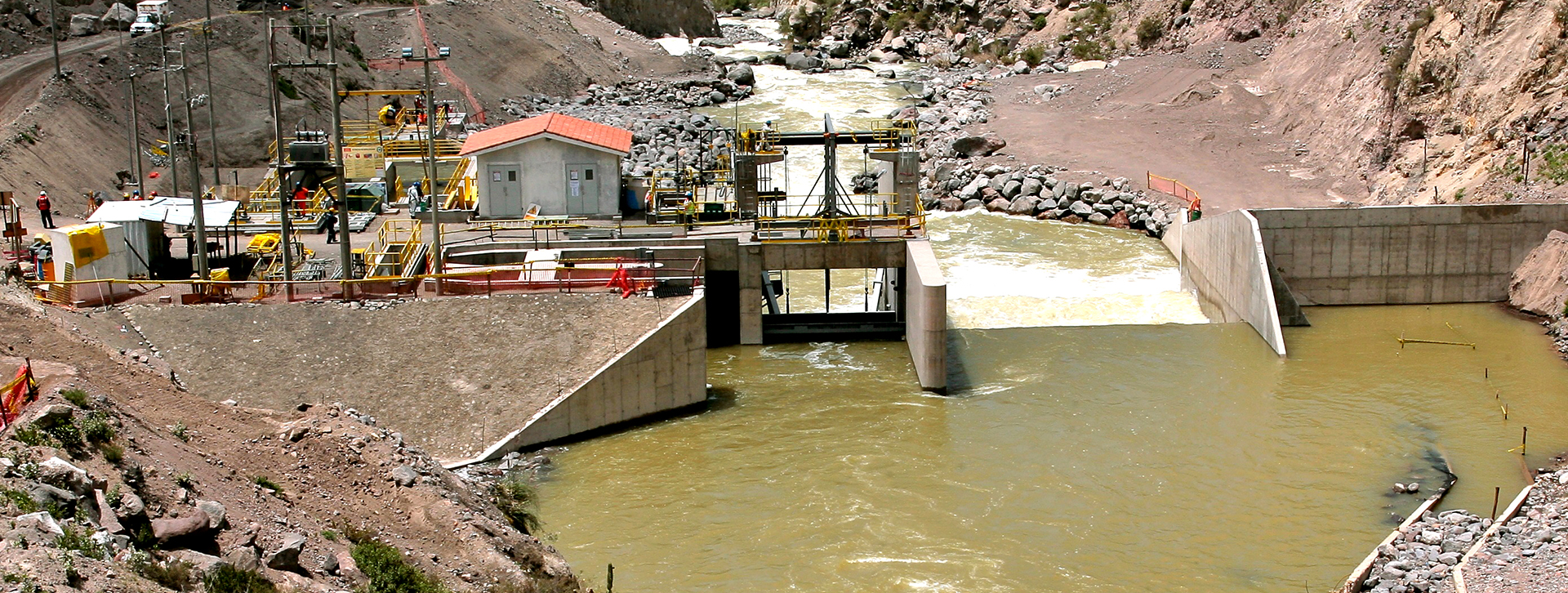 Obras de Captación y Línea de Conducción desde el Rio Chili hasta la planta La Tomilla II para la sociedad minera Cerro Verde